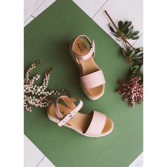 Blush platform espadrille buckle sandals - Picture 2 of 8
